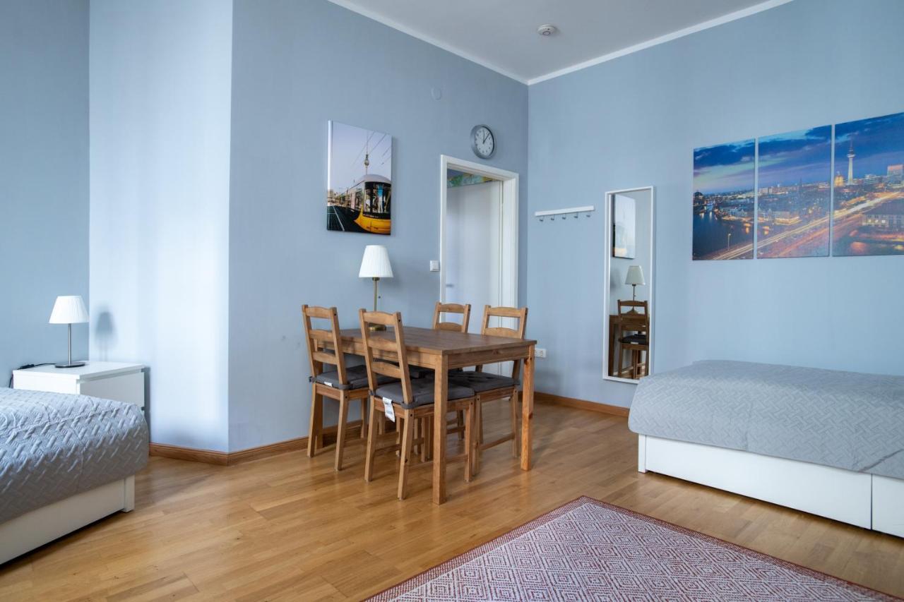 Appartamento Alt-Berliner Eckkneipe - "Feuchte Ecke" Esterno foto