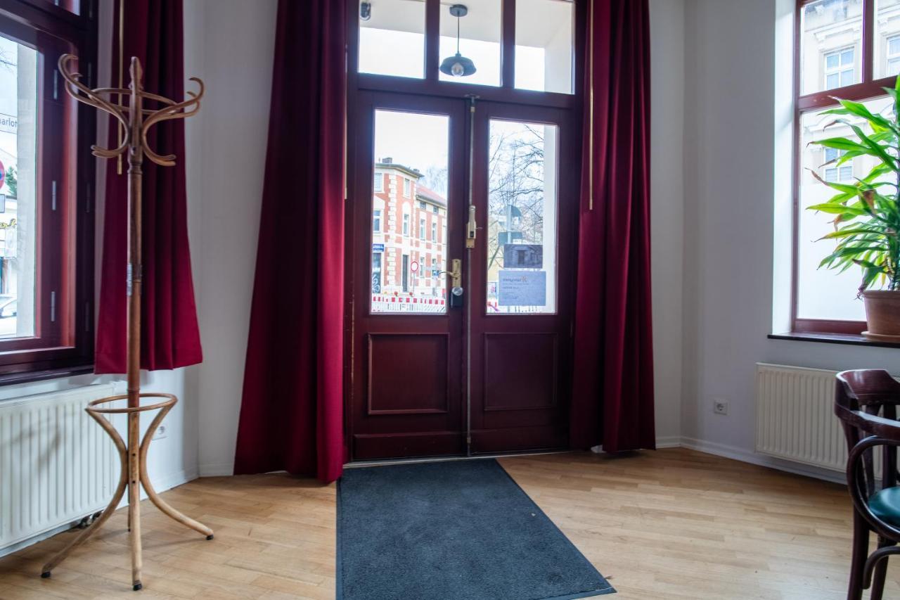 Appartamento Alt-Berliner Eckkneipe - "Feuchte Ecke" Esterno foto